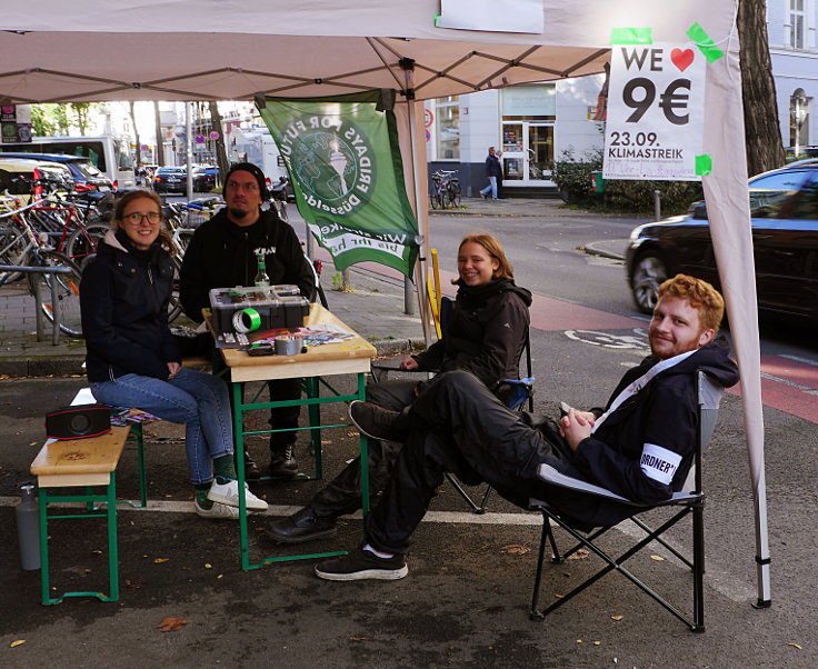 © www.mutbuergerdokus.de: 'Park(ing) Day Düsseldorf'