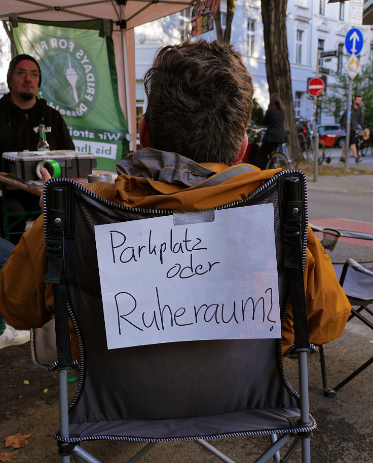 © www.mutbuergerdokus.de: 'Park(ing) Day Düsseldorf'