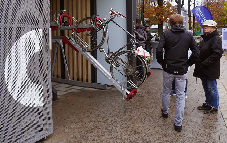 © www.mutbuergerdokus.de: Eröffnung der 3. MobilitätStation in Düsseldorf