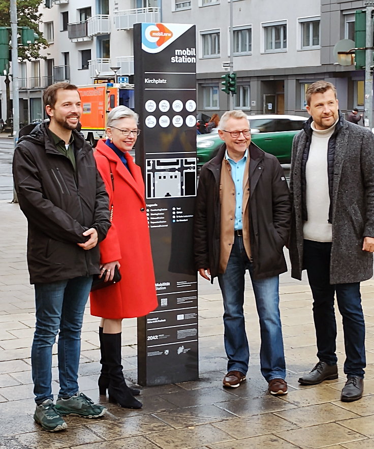 © www.mutbuergerdokus.de: Eröffnung der 3. MobilitätStation in Düsseldorf