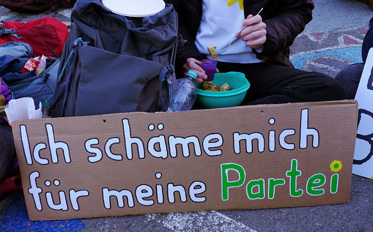 © www.mutbuergerdokus.de: Demonstration 'Lützerath schützen - 1,5 Grad-Grenze einhalten!'