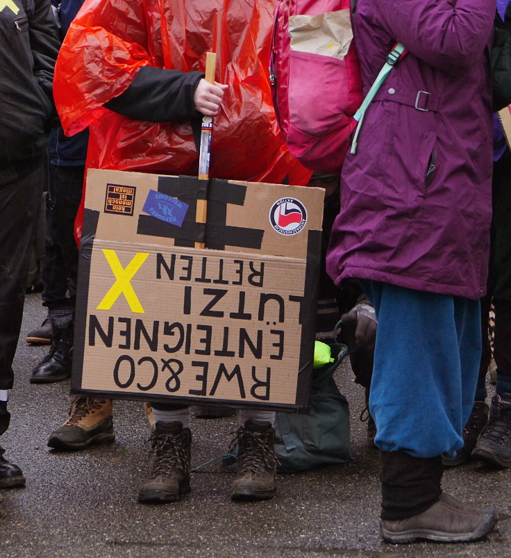 © www.mutbuergerdokus.de: Demonstration 'Auf nach Lützerath! Gegen die Räumung - für Kohleausstieg & Klimagerechtigkeit'