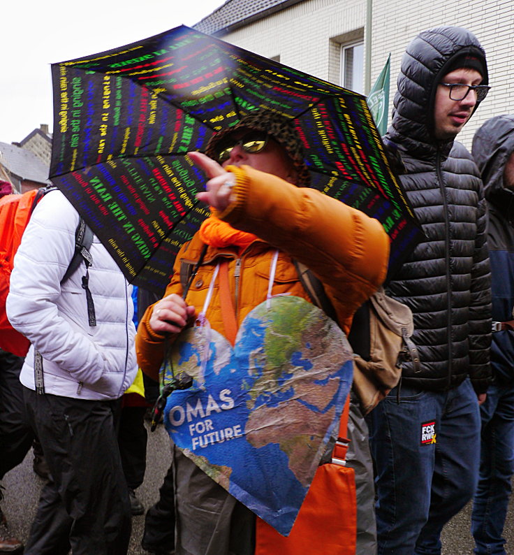 © www.mutbuergerdokus.de: Demonstration 'Auf nach Lützerath! Gegen die Räumung - für Kohleausstieg & Klimagerechtigkeit'