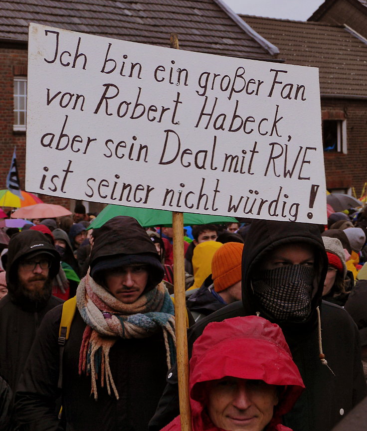 © www.mutbuergerdokus.de: Demonstration 'Auf nach Lützerath! Gegen die Räumung - für Kohleausstieg & Klimagerechtigkeit'