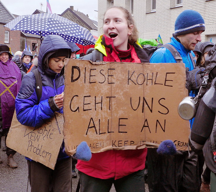 © www.mutbuergerdokus.de: Demonstration 'Auf nach Lützerath! Gegen die Räumung - für Kohleausstieg & Klimagerechtigkeit'