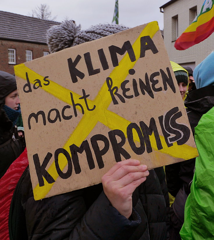 © www.mutbuergerdokus.de: Demonstration 'Auf nach Lützerath! Gegen die Räumung - für Kohleausstieg & Klimagerechtigkeit'