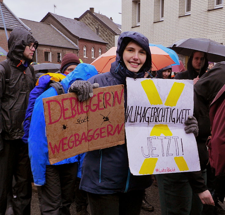 © www.mutbuergerdokus.de: Demonstration 'Auf nach Lützerath! Gegen die Räumung - für Kohleausstieg & Klimagerechtigkeit'