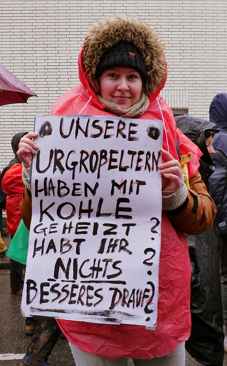 © www.mutbuergerdokus.de: Demonstration 'Auf nach Lützerath! Gegen die Räumung - für Kohleausstieg & Klimagerechtigkeit'