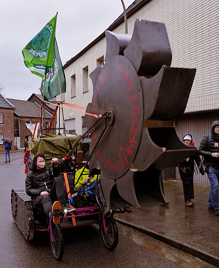 © www.mutbuergerdokus.de: Demonstration 'Auf nach Lützerath! Gegen die Räumung - für Kohleausstieg & Klimagerechtigkeit'