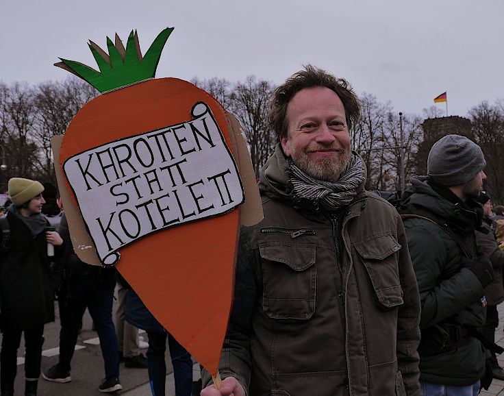 © www.mutbuergerdokus.de: Demonstration 'WIR HABEN ES SATT!'