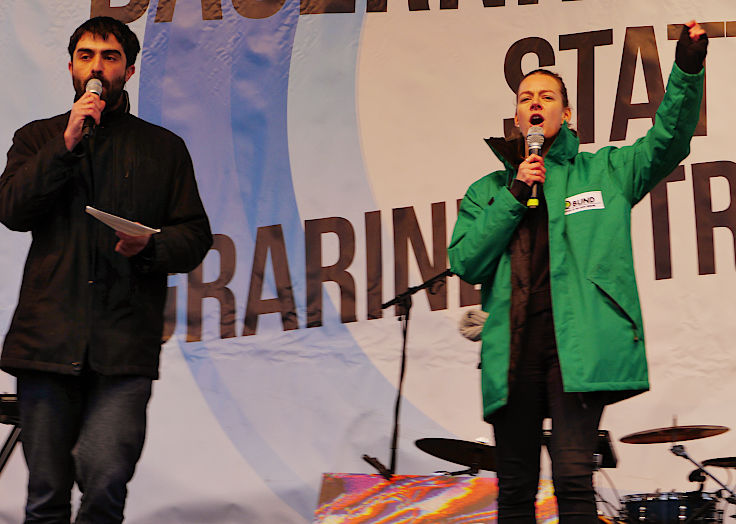 © www.mutbuergerdokus.de: Demonstration 'WIR HABEN ES SATT!'