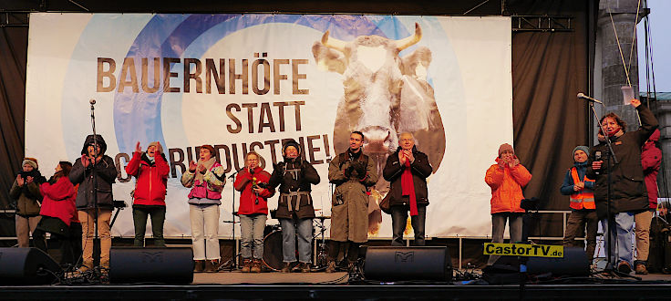 © www.mutbuergerdokus.de: Demonstration 'WIR HABEN ES SATT!'