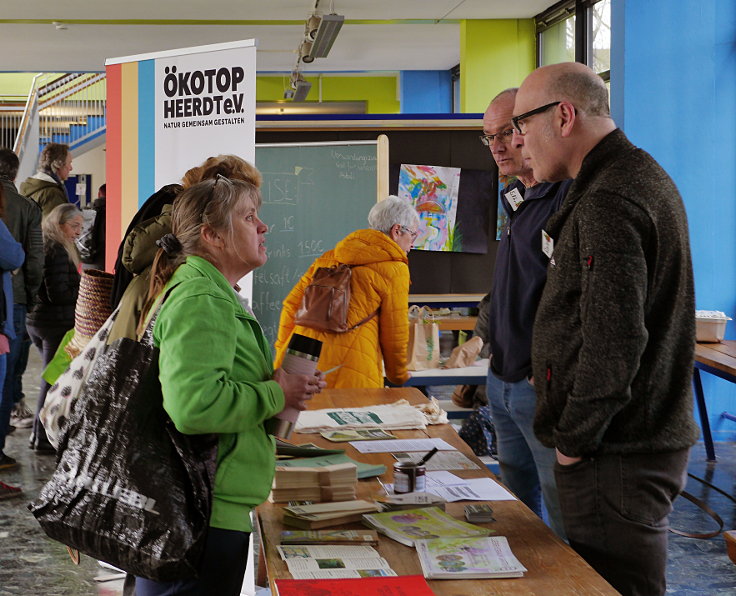 © www.mutbuergerdokus.de: 7. 'Saatgut-Festival Düsseldorf'