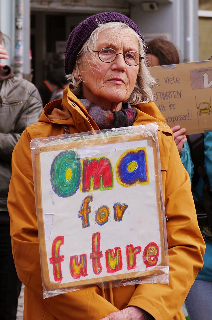 © www.mutbuergerdokus.de: Fridays for Future Düsseldorf: Kundgebung 'Klimaziele abschaffen? NICHT MIT UNS!'