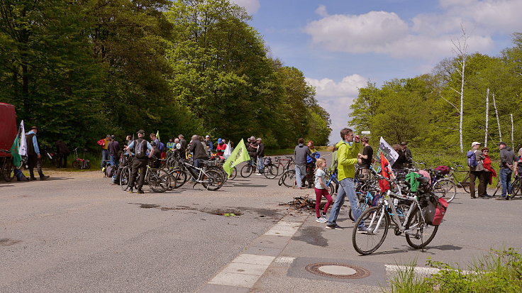 © www.mutbuergerdokus.de: Wald statt Kohle - Radtour rund um Manheim, Morschenich und den Hambacher Wald