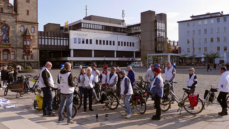 © www.mutbuergerdokus.de: ADFC Mönchengladbach: 'Ride of Silence'