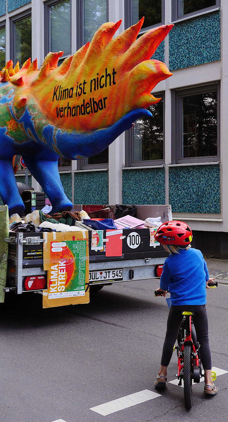 © www.mutbuergerdokus.de: Extinction Rebellion Bonn: Großdemonstration 'JETZT Notstand Artensterben ausrufen!'