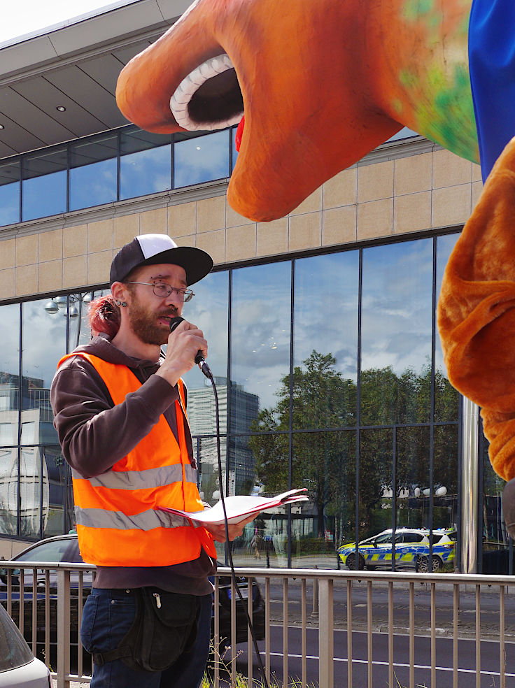 © www.mutbuergerdokus.de: Extinction Rebellion Bonn: Großdemonstration 'JETZT Notstand Artensterben ausrufen!'