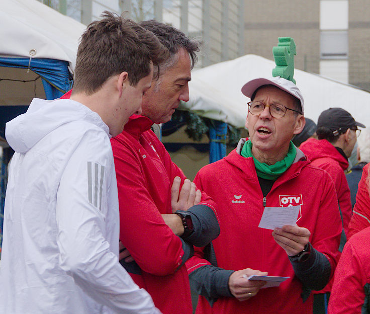 © www.mutbuergerdokus.de: 7. Meerbuscher Silvesterlauf