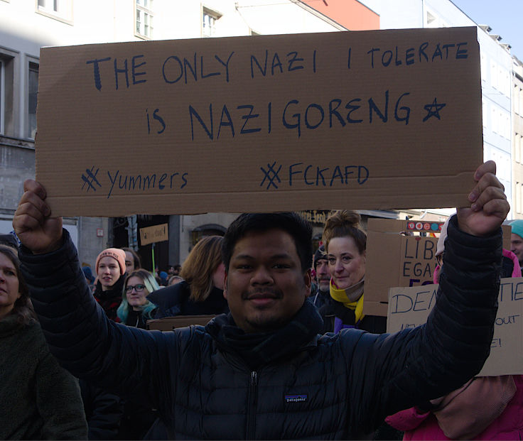 © www.mutbuergerdokus.de: Demo und Kundgebung 'Nie wieder ist jetzt! Für Demokratie und Rechtsstaat!'