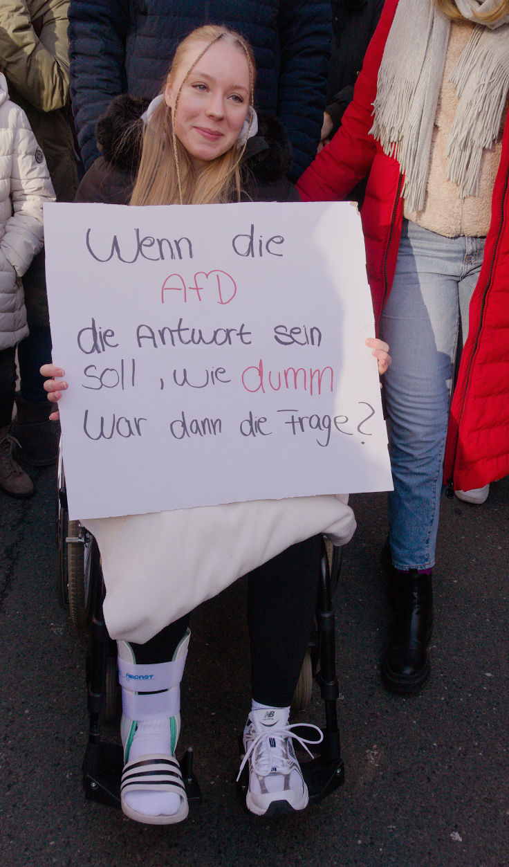 © www.mutbuergerdokus.de: Demo und Kundgebung 'Nie wieder ist jetzt! Für Demokratie und Rechtsstaat!'