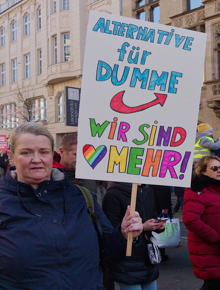 © www.mutbuergerdokus.de: Demo und Kundgebung 'Nie wieder ist jetzt! Für Demokratie und Rechtsstaat!'