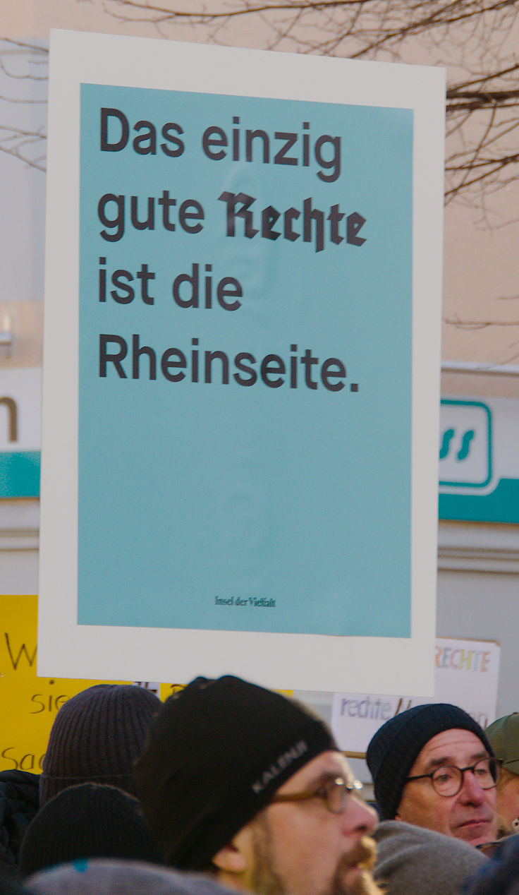 © www.mutbuergerdokus.de: Demo und Kundgebung 'Nie wieder ist jetzt! Für Demokratie und Rechtsstaat!'