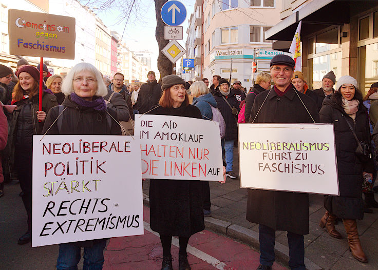 © www.mutbuergerdokus.de: Demo und Kundgebung 'Nie wieder ist jetzt! Für Demokratie und Rechtsstaat!'