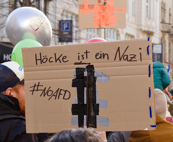 © www.mutbuergerdokus.de: Demo und Kundgebung 'Nie wieder ist jetzt! Für Demokratie und Rechtsstaat!'