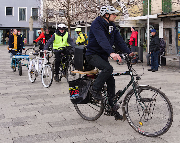 © www.mutbuergerdokus.de: Gedenkfahrt für Natenom