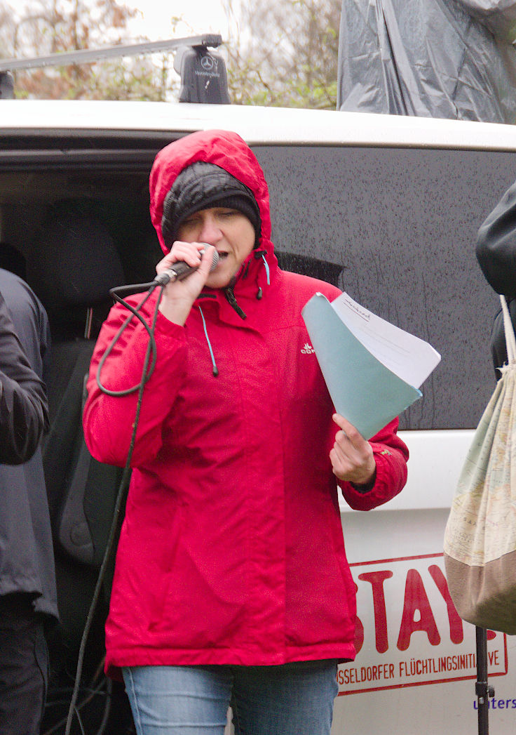 © www.mutbuergerdokus.de: Kundgebung 'Düsseldorf stellt sich quer gegen extreme Rechte und Rassismus!'