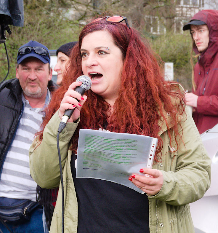 © www.mutbuergerdokus.de: Kundgebung 'Düsseldorf stellt sich quer gegen extreme Rechte und Rassismus!'