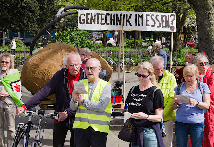 © www.mutbuergerdokus.de: Aktionsbündnis gegen Gentechnik - Düsseldorf und Umgebung: Demonstration 'Gehen gegen Gentechnik'