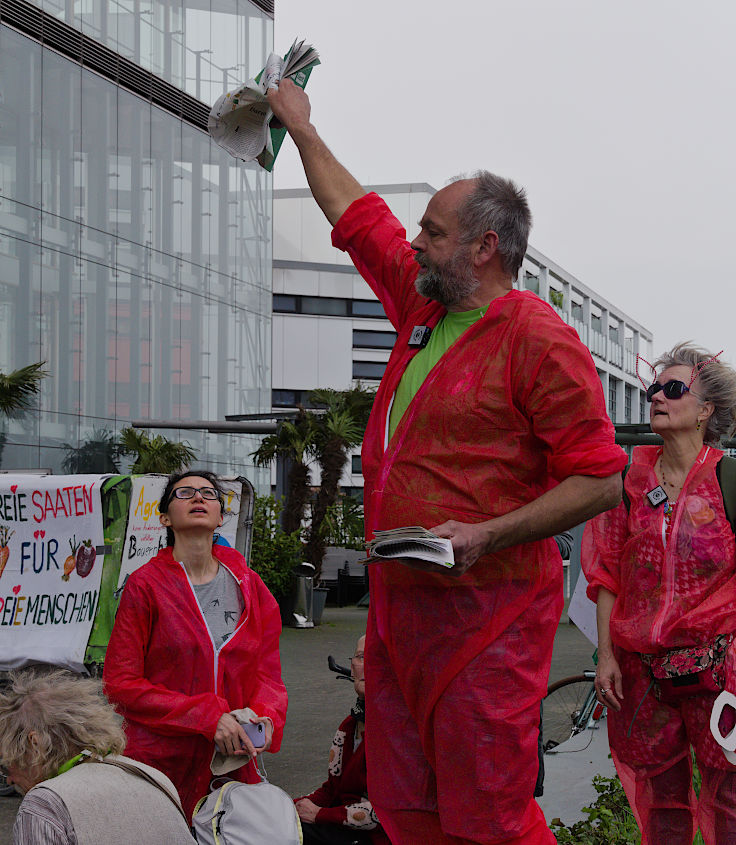 © www.mutbuergerdokus.de: Aktionsbündnis gegen Gentechnik - Düsseldorf und Umgebung: Demonstration 'Gehen gegen Gentechnik'