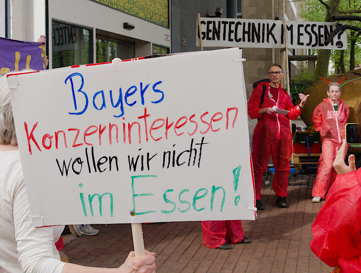 © www.mutbuergerdokus.de: Aktionsbündnis gegen Gentechnik - Düsseldorf und Umgebung: Demonstration 'Gehen gegen Gentechnik'