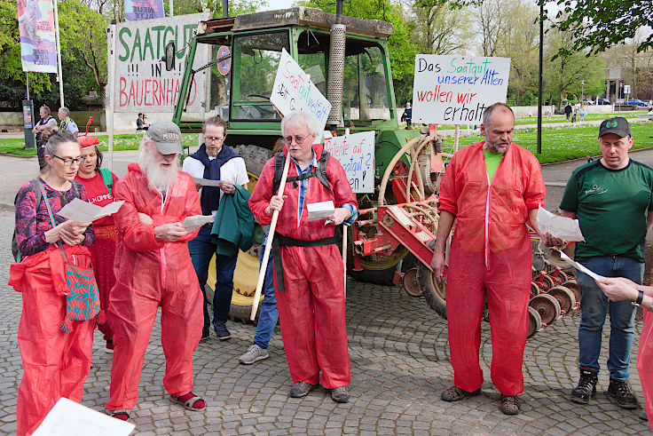 © www.mutbuergerdokus.de: Aktionsbündnis gegen Gentechnik - Düsseldorf und Umgebung: Demonstration 'Gehen gegen Gentechnik'
