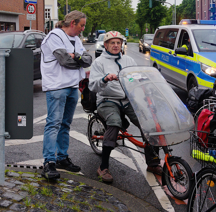 © www.mutbuergerdokus.de: ADFC Mönchengladbach: 4. 'Ride of Silence'