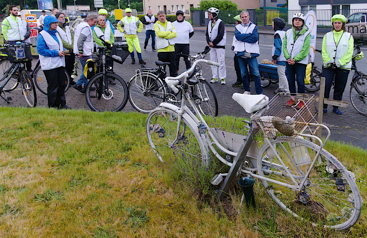 © www.mutbuergerdokus.de: ADFC Mönchengladbach: 4. 'Ride of Silence'