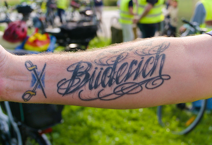 © www.mutbuergerdokus.de: 5. 'Meerbuscher Radnacht'