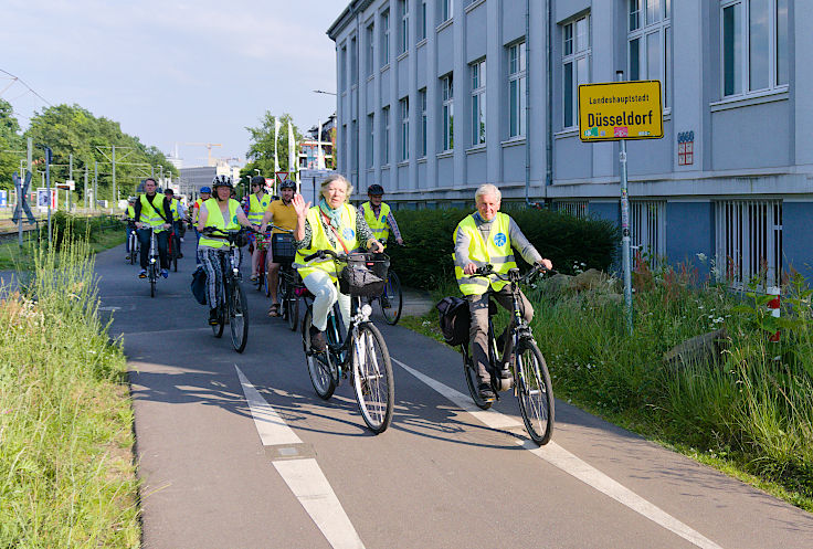 © www.mutbuergerdokus.de: 5. 'Meerbuscher Radnacht'