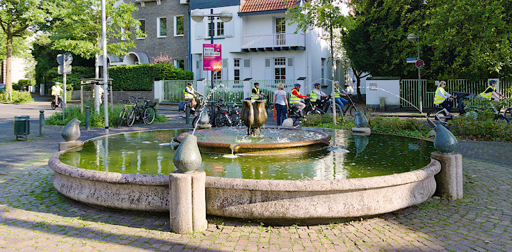 © www.mutbuergerdokus.de: 5. 'Meerbuscher Radnacht'