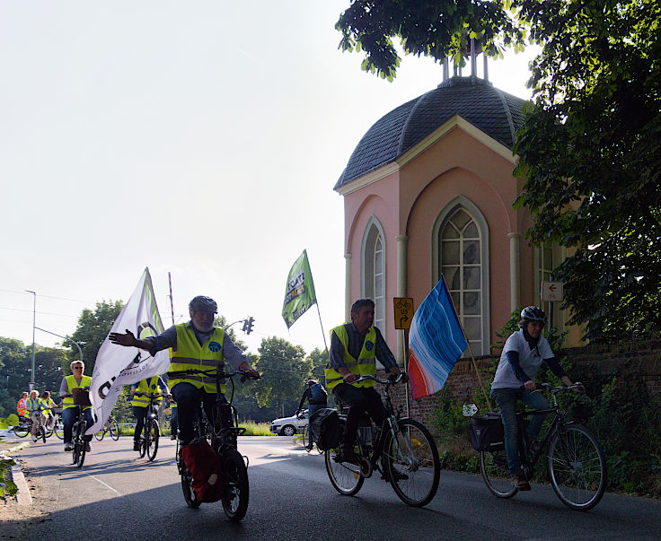 © www.mutbuergerdokus.de: 5. 'Meerbuscher Radnacht'