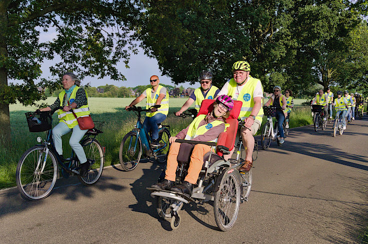 © www.mutbuergerdokus.de: 5. 'Meerbuscher Radnacht'