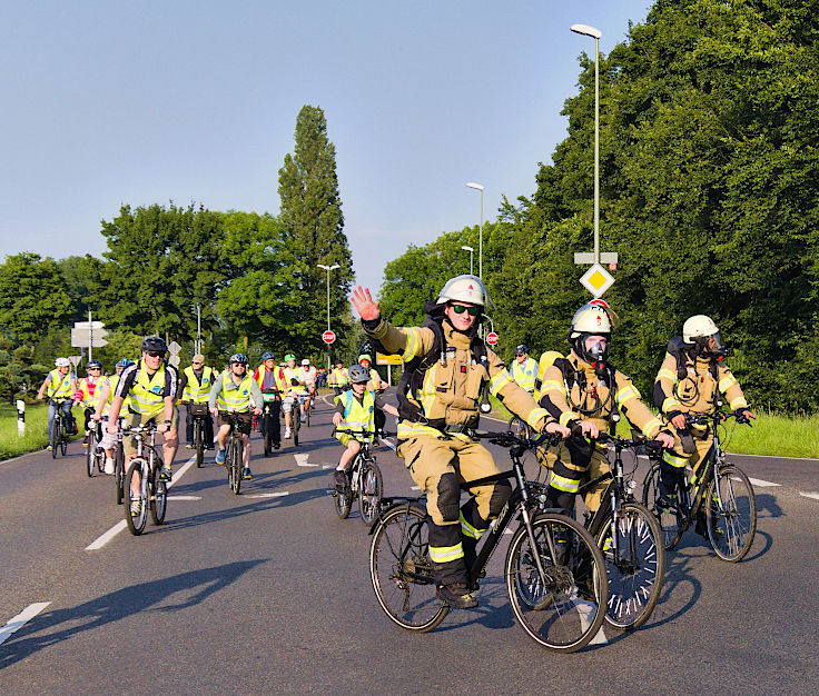 © www.mutbuergerdokus.de: 5. 'Meerbuscher Radnacht'