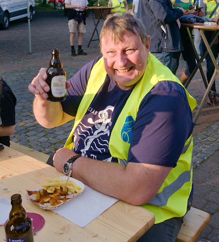 © www.mutbuergerdokus.de: 5. 'Meerbuscher Radnacht'