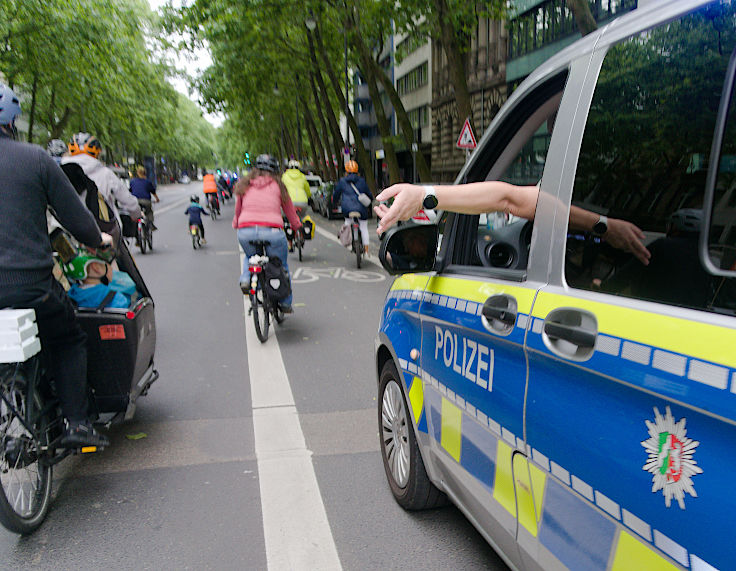 © www.mutbuergerdokus.de: 17. Sternfahrt Köln