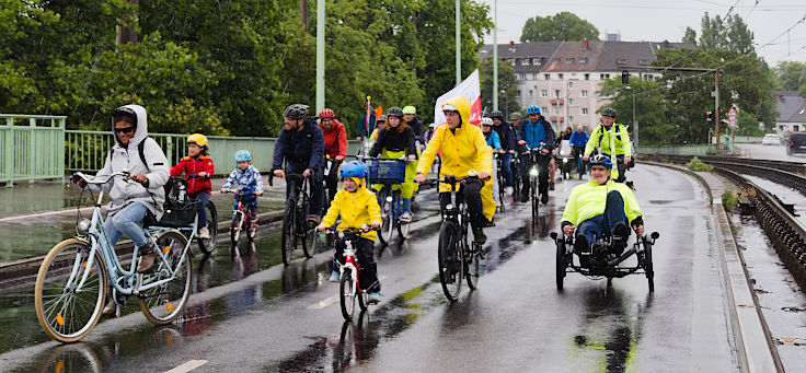 © www.mutbuergerdokus.de: 17. Sternfahrt Köln