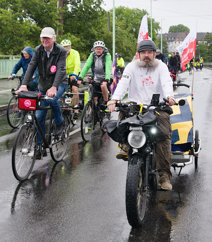 © www.mutbuergerdokus.de: 17. Sternfahrt Köln