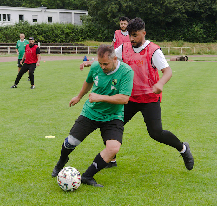 © www.mutbuergerdokus.de: Fußball Freunde Büderich '22 e.V.: 'Fußballfest der Vielfalt'