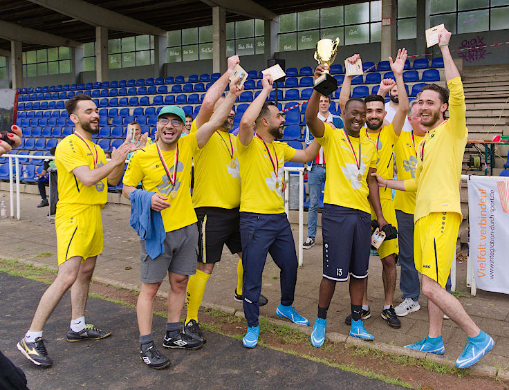 © www.mutbuergerdokus.de: Fußball Freunde Büderich '22 e.V.: 'Fußballfest der Vielfalt'